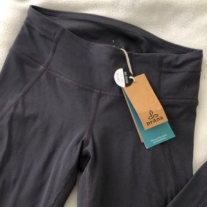 NWT PRANA LEGGINGS!!